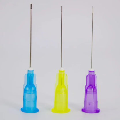 Jeringas con Agujas para Irrigación Dental Plasdent